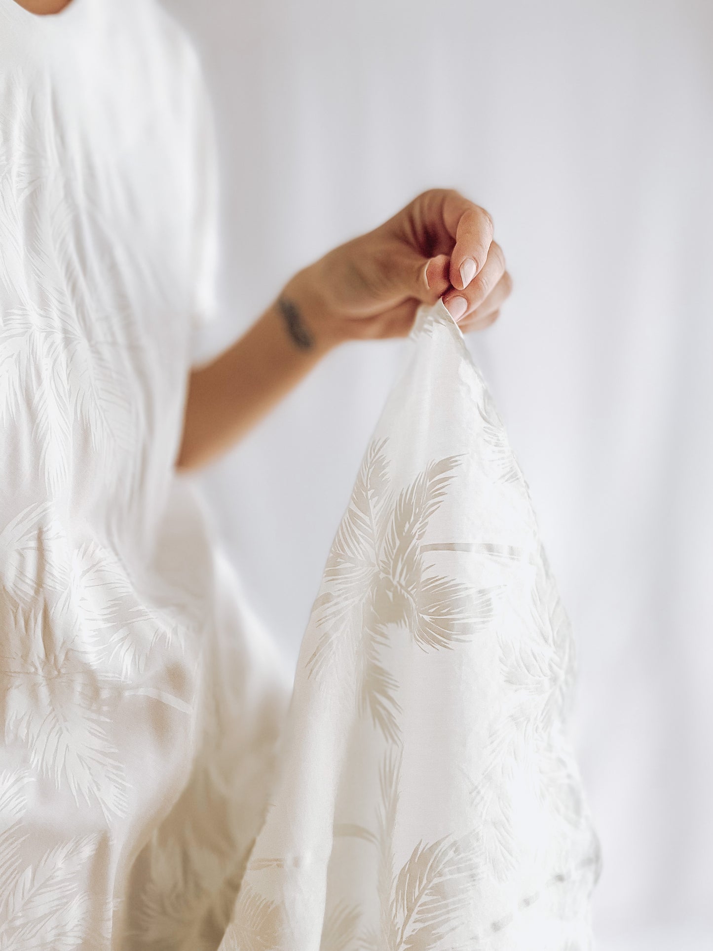 90’s White Palm Dress | Medium